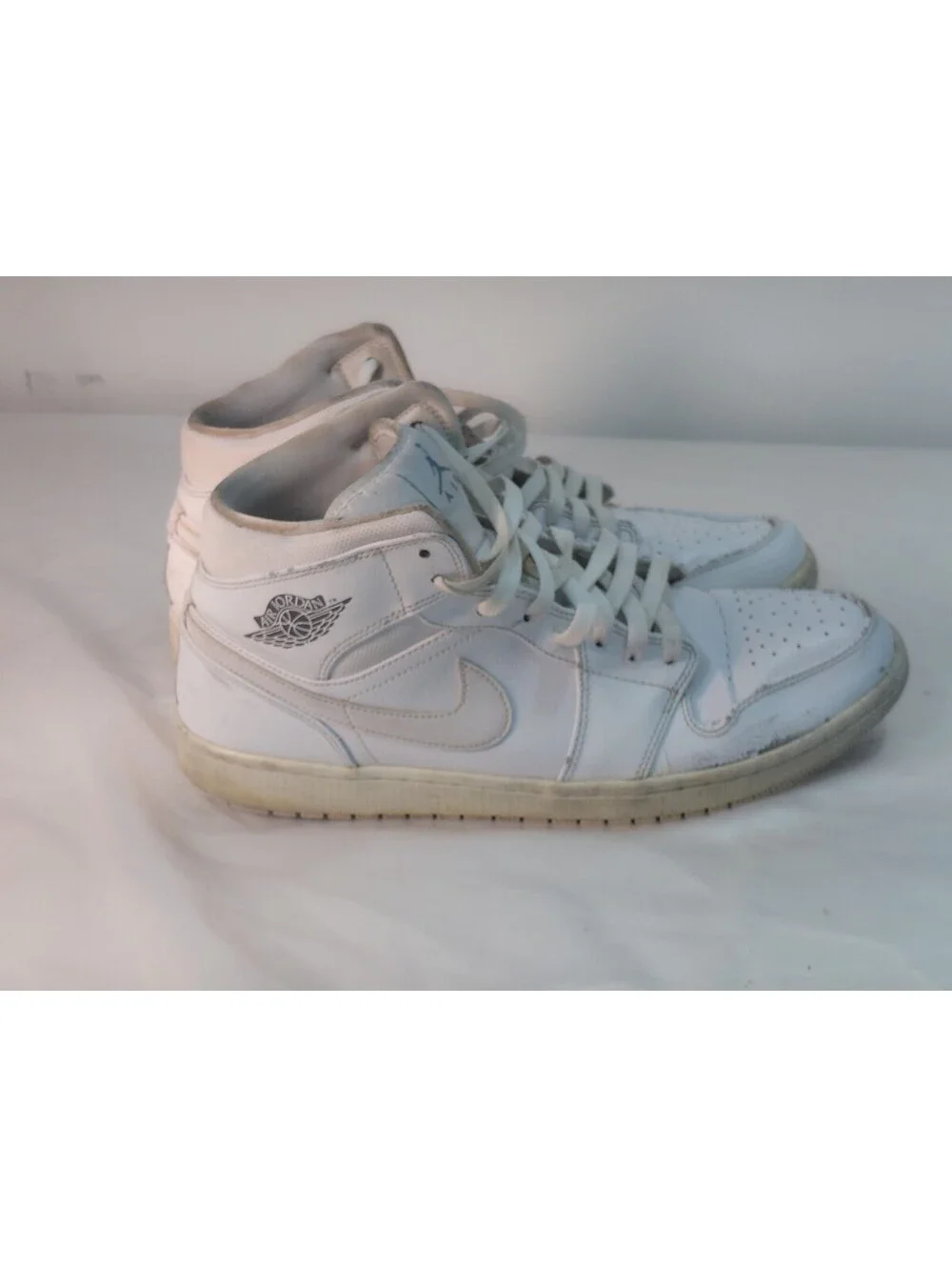 Nike Air Jordan 1 Retro Men's Size 12.5 White  554724-102
